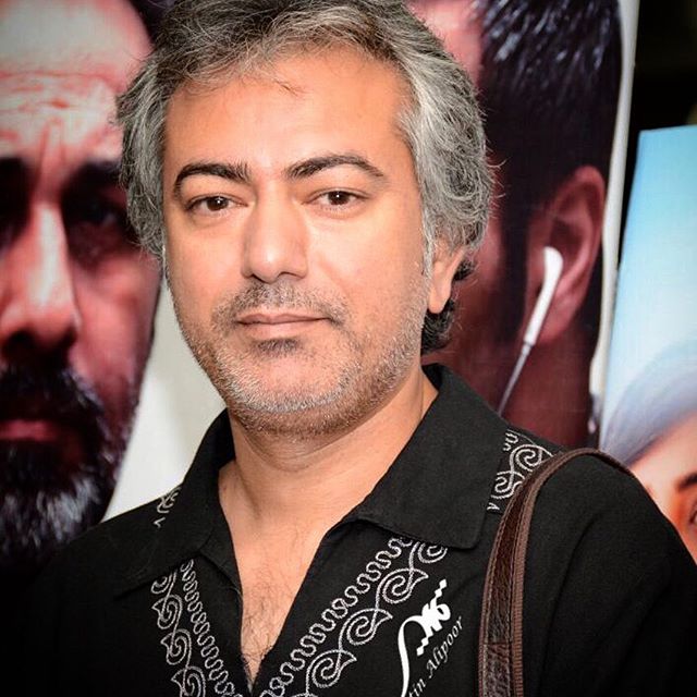 تصویری شخصی از محمدرضا هدایتی، بازیگر و خواننده تیتراژ سینما و تلویزیون