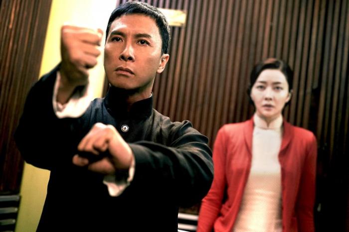 Donnie Yen در صحنه فیلم سینمایی ایپ من 3 به همراه Lynn Hung