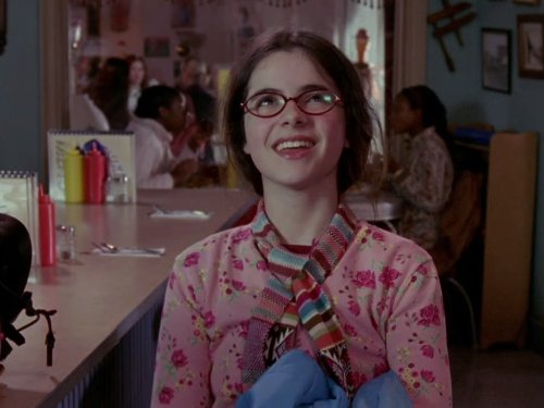 Vanessa Marano در صحنه سریال تلویزیونی Gilmore Girls