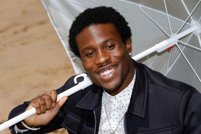 Shameik Moore در صحنه فیلم سینمایی مواد