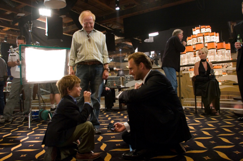 ولفگانگ پترسن در صحنه فیلم سینمایی پوزیدون به همراه Josh Lucas و Jimmy Bennett