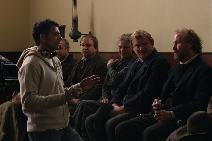 ام. نایت شیامالان در صحنه فیلم سینمایی روستا به همراه برندن گلیسون، چری جونز و William Hurt
