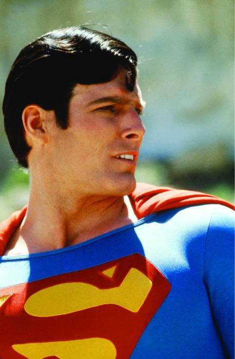 Christopher Reeve در صحنه فیلم سینمایی سوپرمن