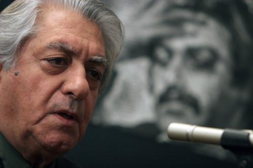 تصویری شخصی از عزت‌الله انتظامی، بازیگر و نویسنده سینما و تلویزیون