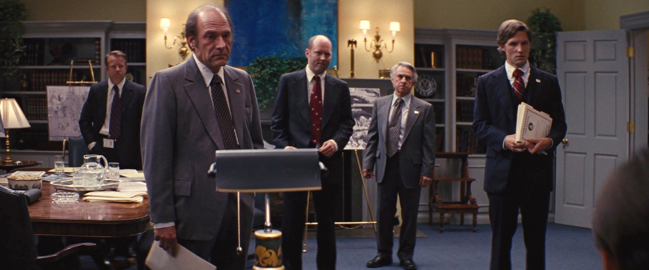 Rob Brownstein در صحنه فیلم سینمایی Argo به همراه Michael Cassidy و Titus Welliver