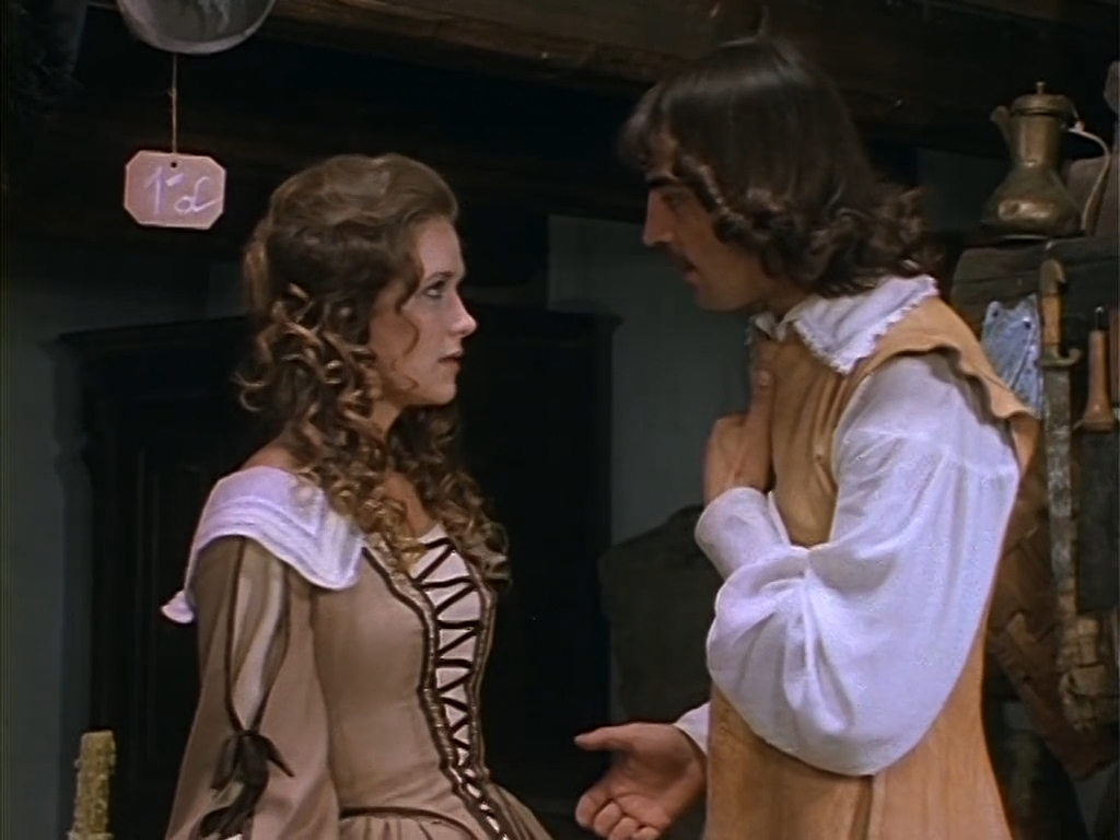 Mikhail Boyarskiy در صحنه سریال تلویزیونی D'artagnan and Three Musketeers به همراه Irina Alfyorova