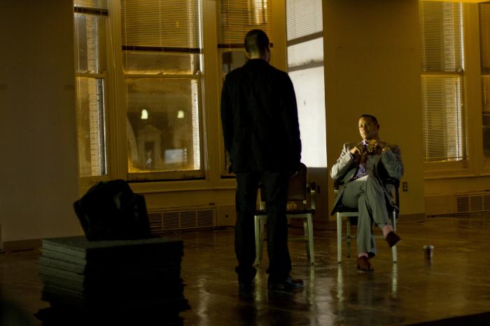  فیلم سینمایی سقوط مرد مرده با حضور کالین فارل و Terrence Howard