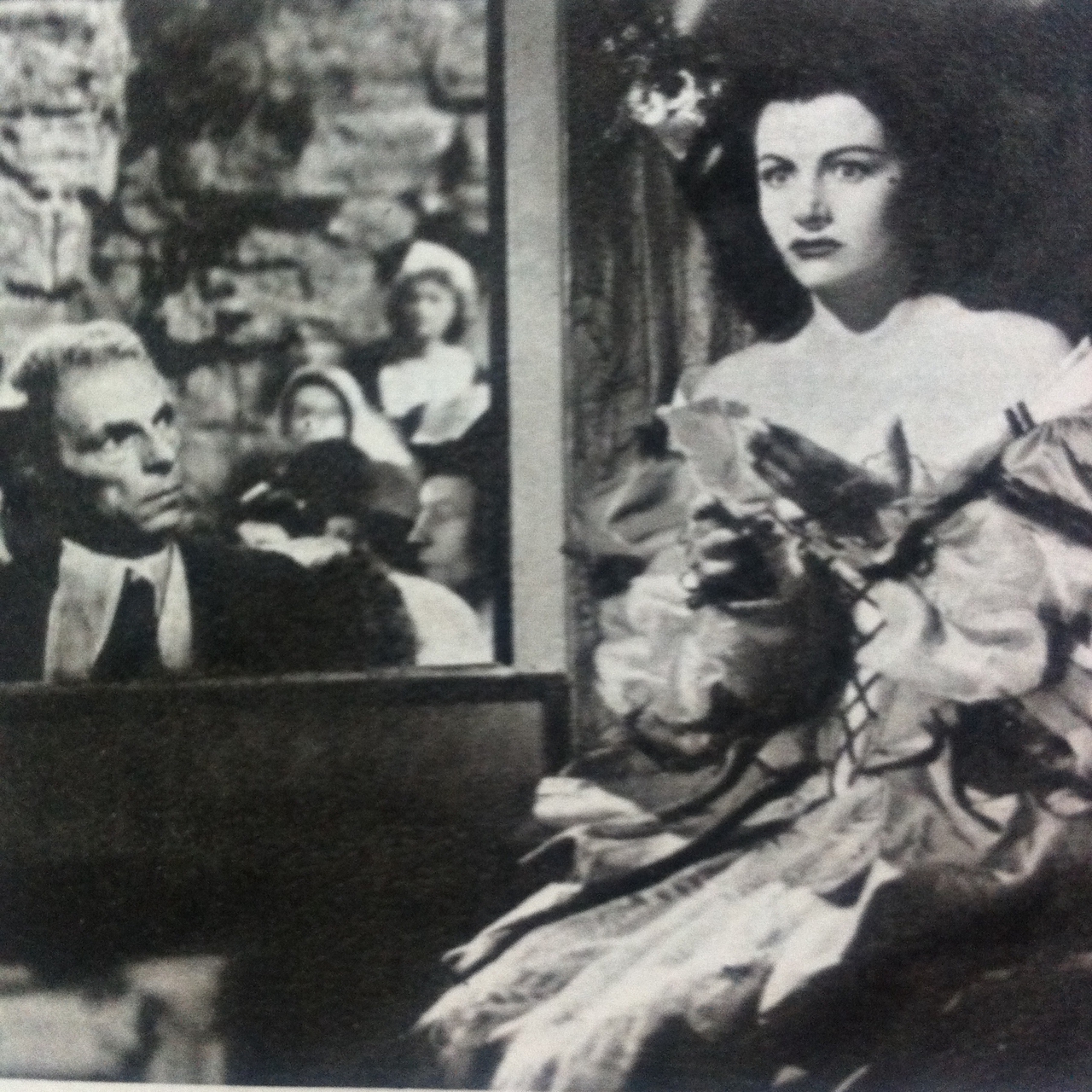 Ivor Barnard در صحنه فیلم سینمایی The Wicked Lady به همراه Margaret Lockwood