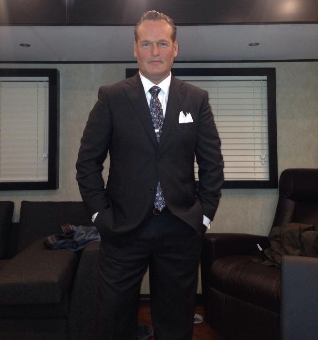 James Ralph در صحنه سریال تلویزیونی فلش