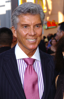 Michael Buffer در صحنه فیلم سینمایی فیلم مرد سیندرلایی