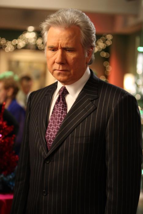 John Larroquette در صحنه سریال تلویزیونی قانون بوستون