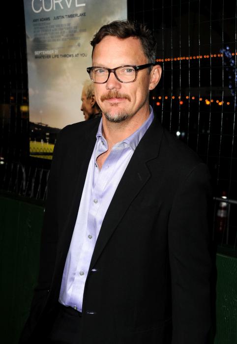 Matthew Lillard در صحنه فیلم سینمایی مشکلی با منحنی (منحنی دردسر)