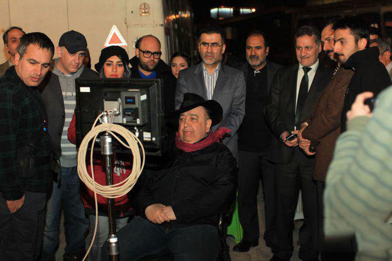بهمن فرمان‌آرا در پشت صحنه فیلم سینمایی دلم می‌خواد