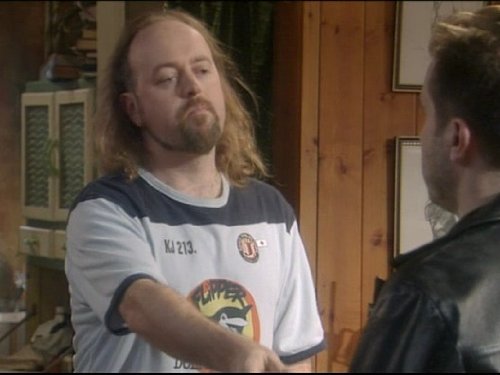 Bill Bailey در صحنه سریال تلویزیونی Black Books