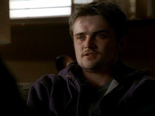 Robert Iler در صحنه سریال تلویزیونی سوپرانوز