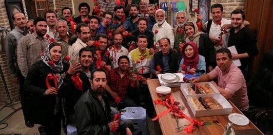 قدرت‌الله صالحی در پشت صحنه سریال تلویزیونی برادر به همراه جواد افشار