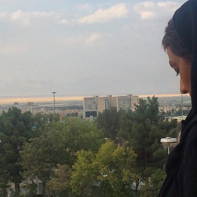 تصویری شخصی از شبنم مقدمی، بازیگر و کارشناس سینما و تلویزیون