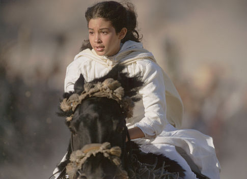 Biana Tamimi در صحنه فیلم سینمایی The Young Black Stallion
