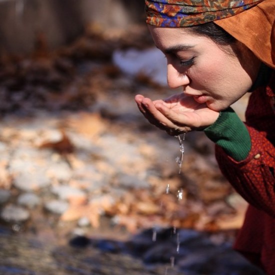  سریال شبکه نمایش خانگی یک عاشقانه ساده به کارگردانی سامان مقدم