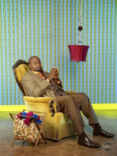 Chi McBride در صحنه سریال تلویزیونی Pushing Daisies