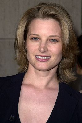 Bridget Fonda در صحنه فیلم سینمایی بوسه اژدها