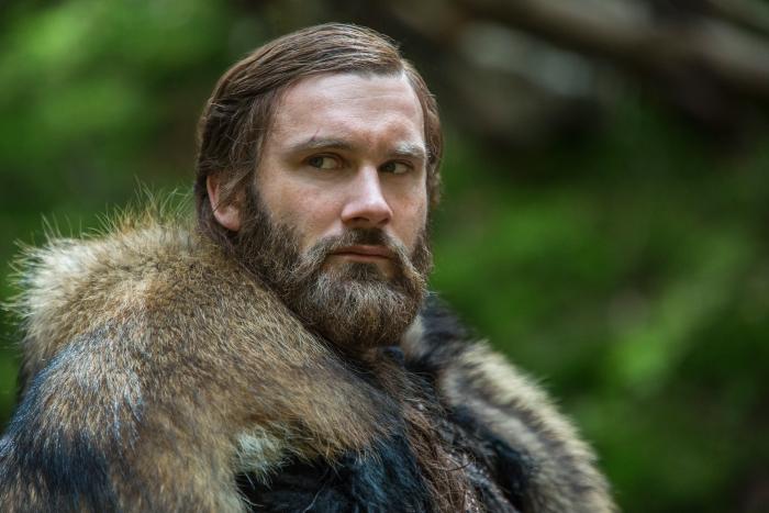 Clive Standen در صحنه سریال تلویزیونی وایکینگ ها