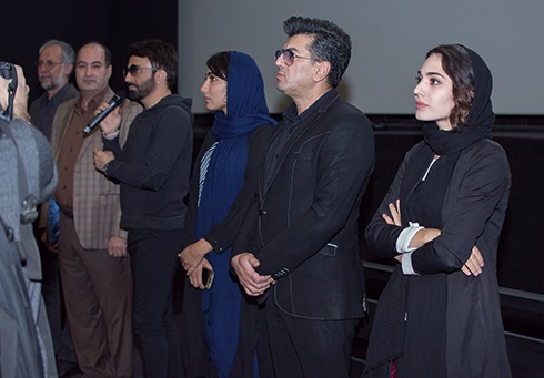 اکران افتتاحیه فیلم سینمایی غیر مجاز با حضور محمد حسین عامری پویا