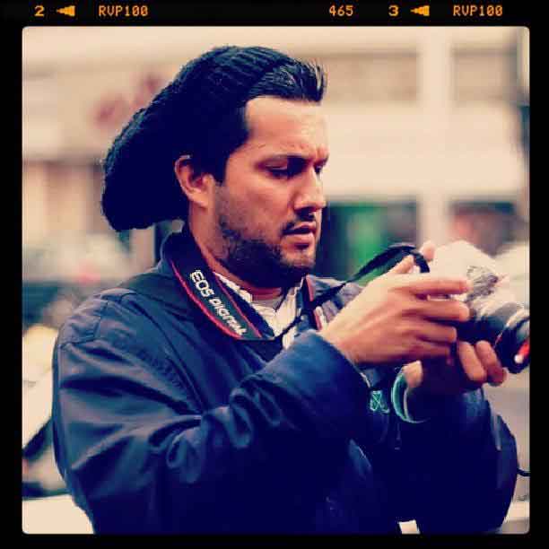 تصویری شخصی از حامد بهداد، بازیگر و گوینده سینما و تلویزیون