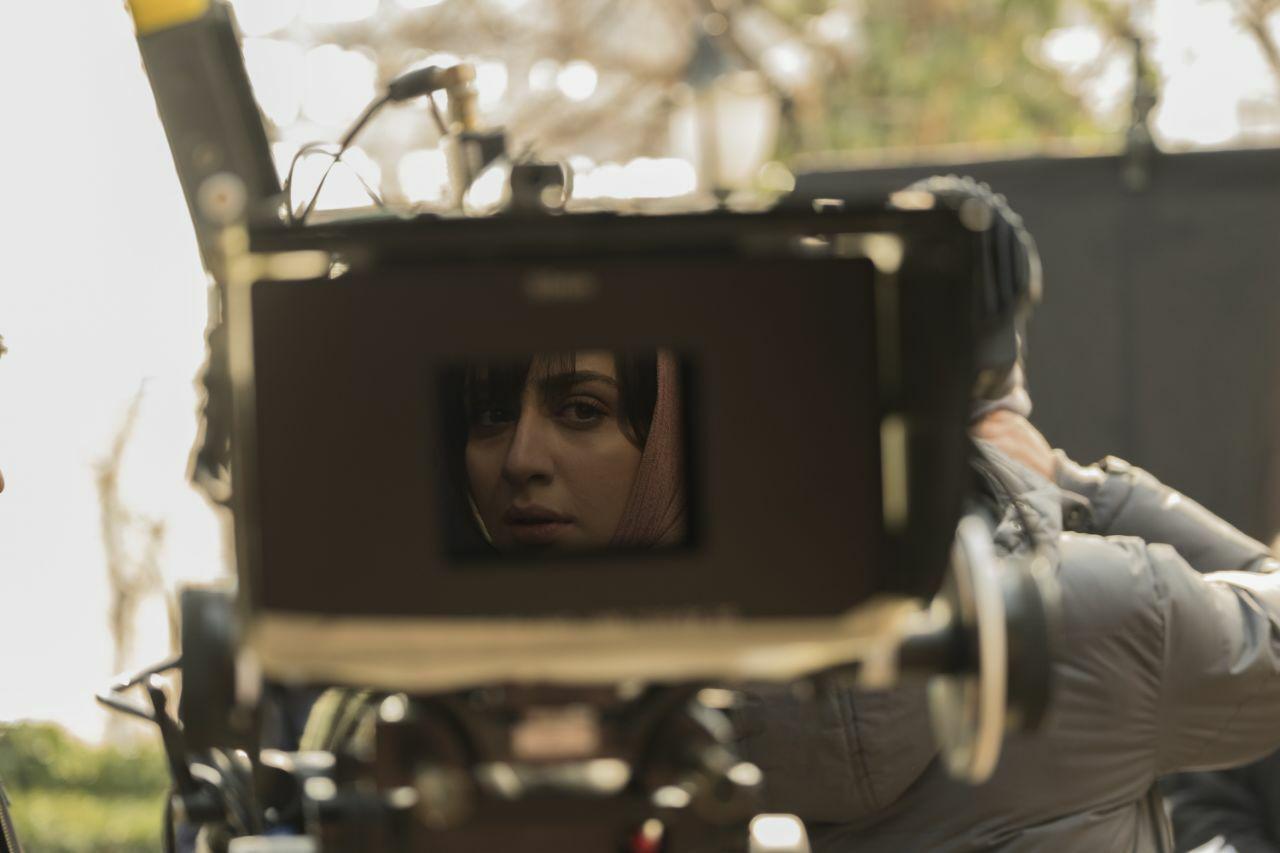 میترا رفیع در پشت صحنه فیلم سینمایی کلمبوس