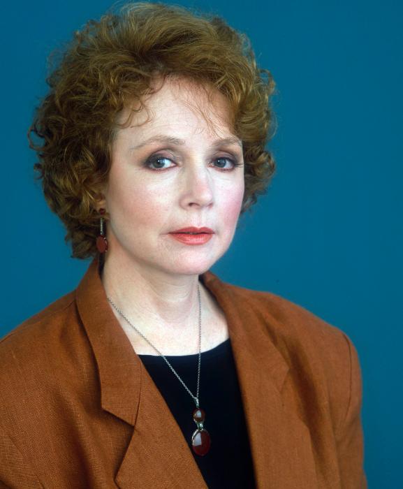 Piper Laurie در صحنه سریال تلویزیونی توئین پیکس