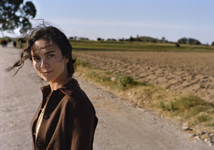 Alice Braga در صحنه فیلم سینمایی On the Road