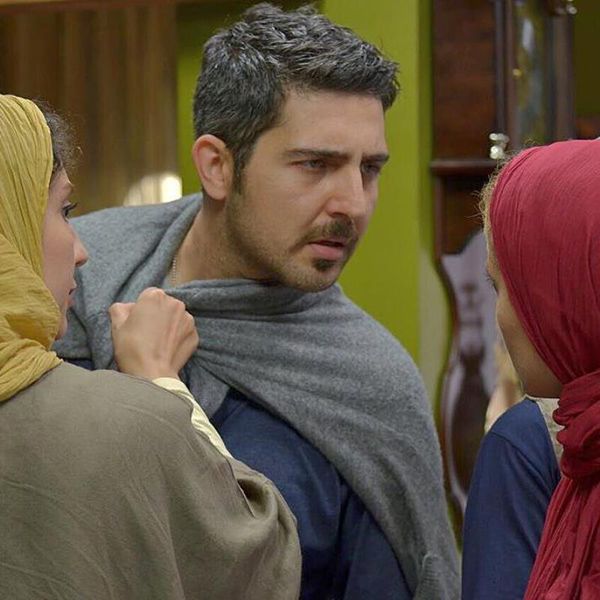 محمدرضا غفاری در صحنه سریال تلویزیونی دل دار