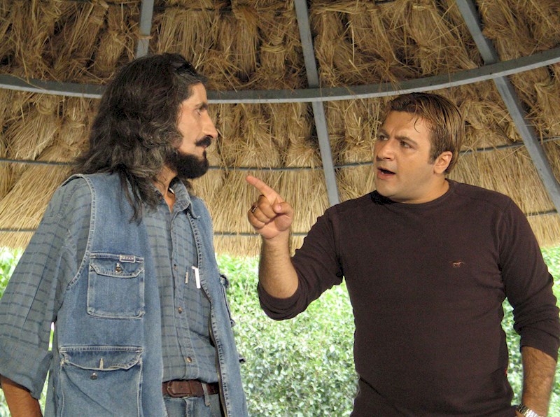 شهرام عبدلی در صحنه سریال تلویزیونی آدمخوار
