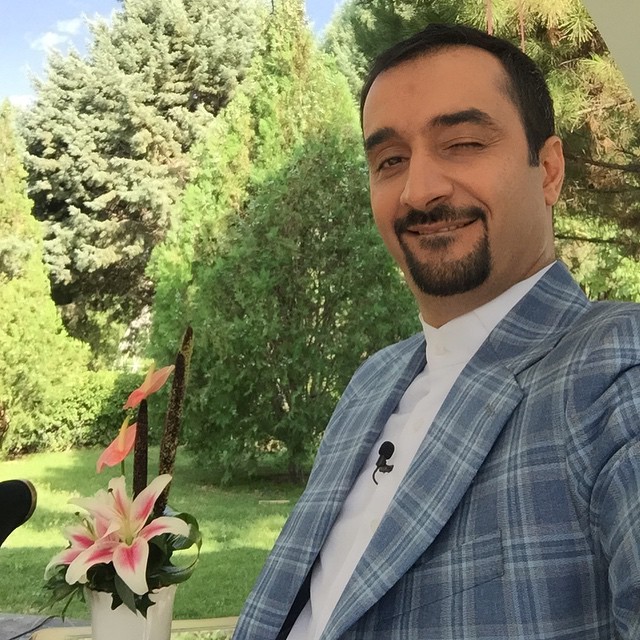 تصویری شخصی از نیما کرمی، مجری سینما و تلویزیون