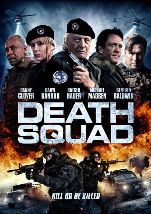 داریل هاناه در صحنه فیلم سینمایی 2047: Sights of Death به همراه مایکل مدسن، روتخر هاور، دنی گلاور و Stephen Baldwin
