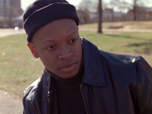 Lawrence Gilliard Jr. در صحنه سریال تلویزیونی وایر