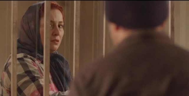 ژاله صامتی در صحنه فیلم سینمایی دراکولا
