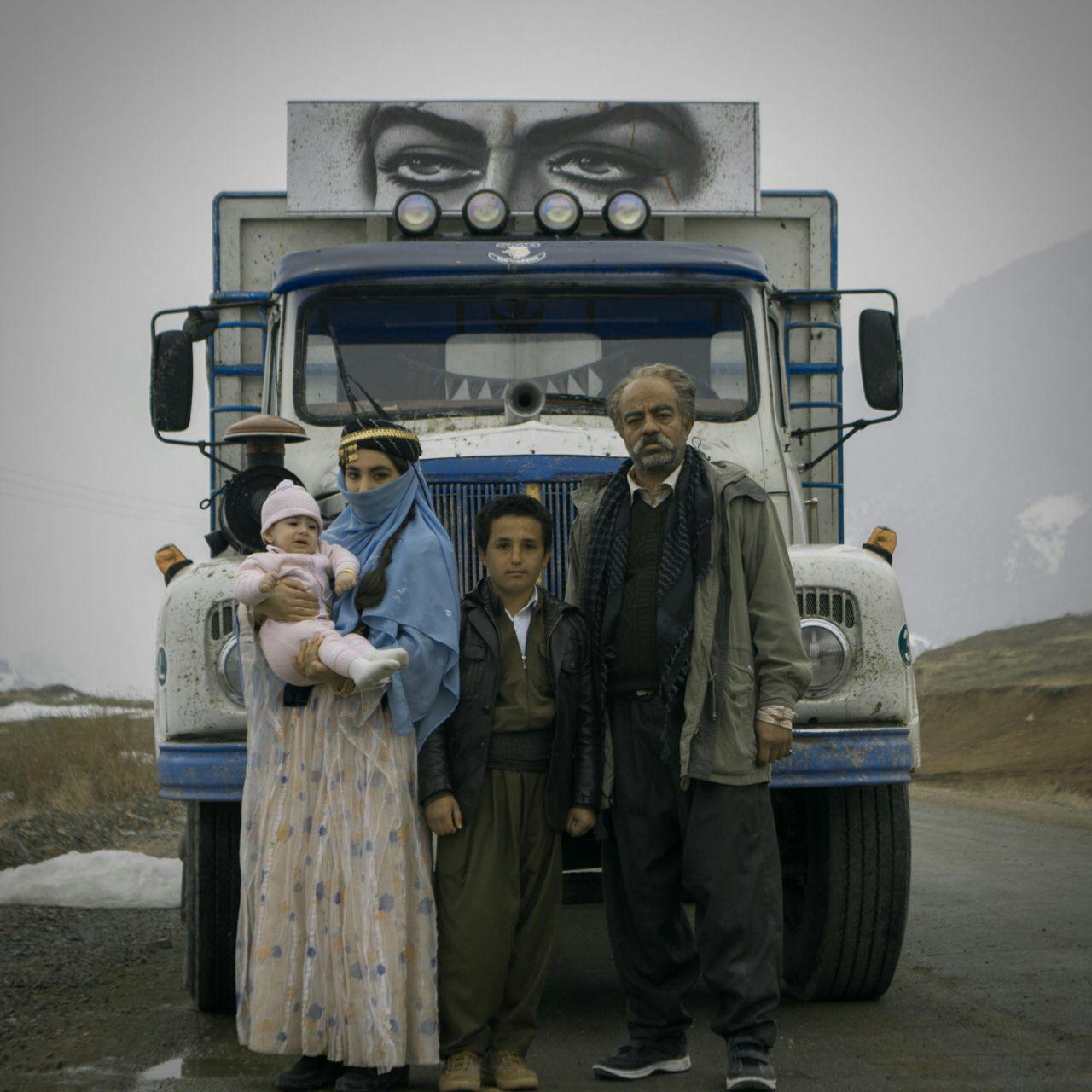 سعید آقاخانی در صحنه فیلم سینمایی کامیون