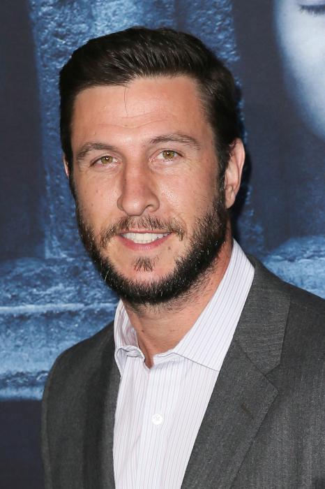 پابلو شرایبر در صحنه سریال تلویزیونی بازی تاج و تخت