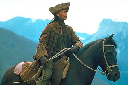 Mark Dacascos در صحنه فیلم سینمایی برادری گرگ