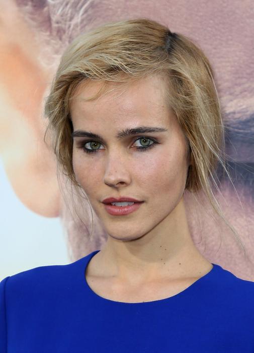 Isabel Lucas در صحنه فیلم سینمایی آب بین (پیشگوی آب)