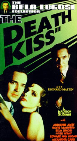 David Manners در صحنه فیلم سینمایی The Death Kiss به همراه Adrienne Ames و Bela Lugosi