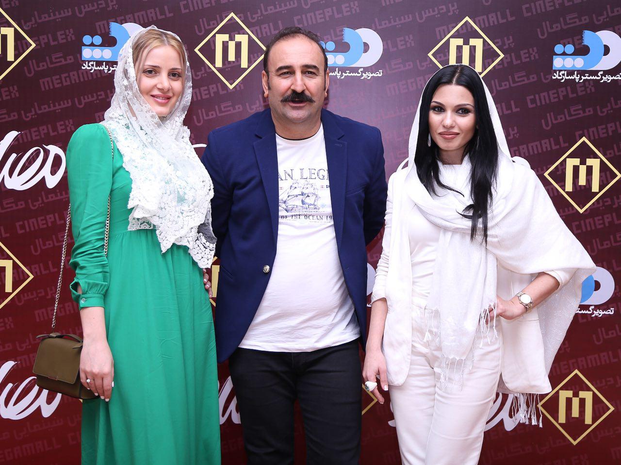 مهران احمدی در اکران افتتاحیه فیلم سینمایی مصادره به همراه میلنا واردانیان و آلیسا میلکستیان
