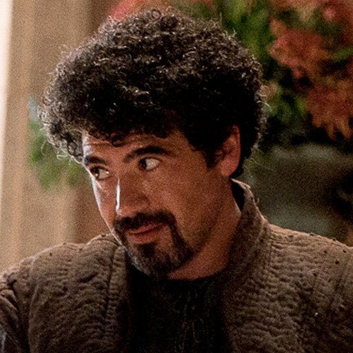 Miltos Yerolemou در صحنه سریال تلویزیونی بازی تاج و تخت
