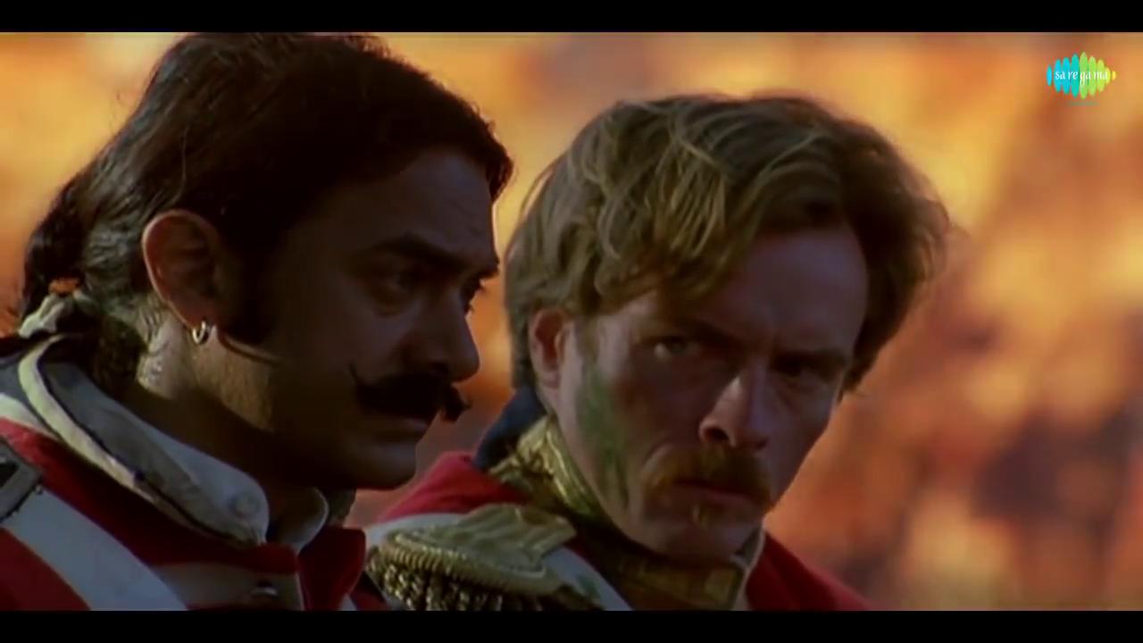 عامر خان در صحنه فیلم سینمایی Mangal Pandey: The Rising به همراه توبی استیفنز