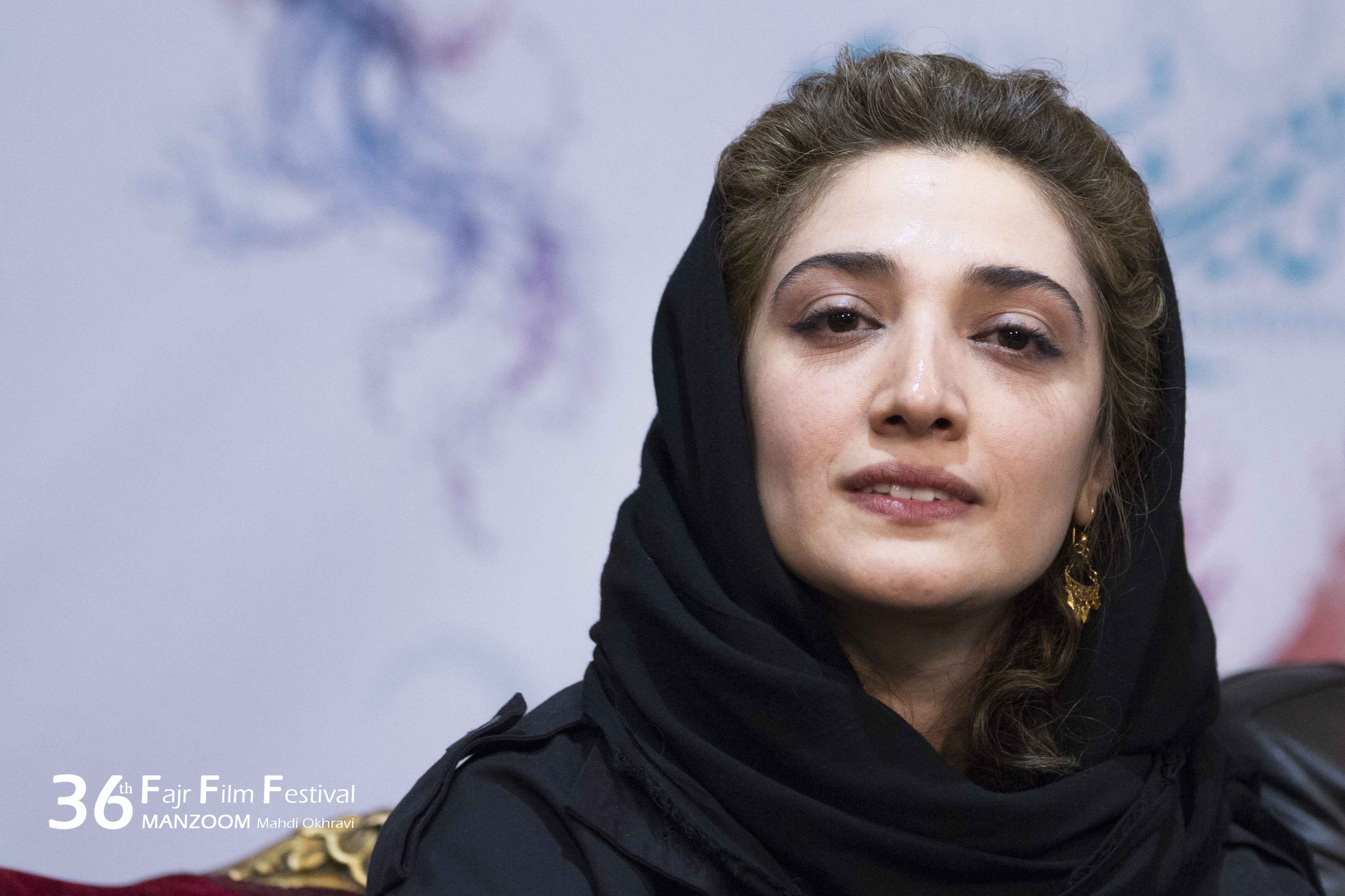 مینا ساداتی در نشست خبری فیلم سینمایی سرو زیر آب