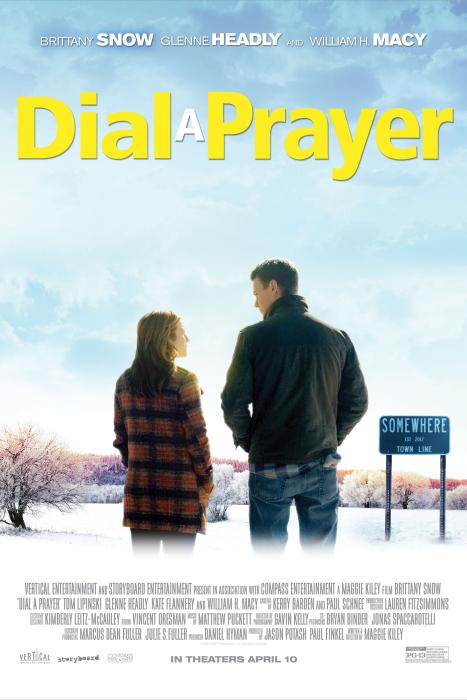 بریتانی اسنو در صحنه فیلم سینمایی Dial a Prayer به همراه Tom Lipinski