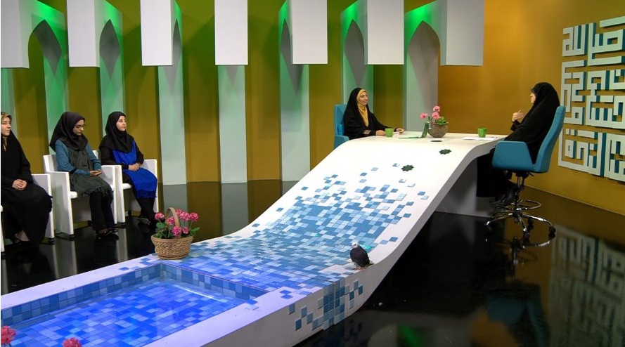  برنامه تلویزیونی قرار به کارگردانی ندارد