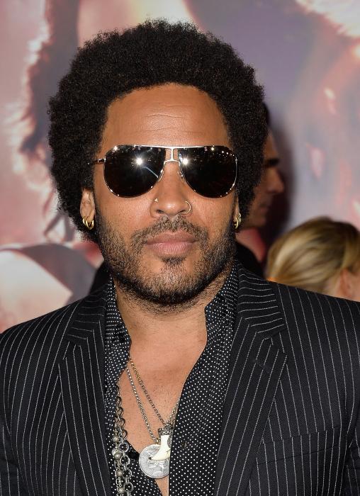 Lenny Kravitz در صحنه فیلم سینمایی عطش مبارزه: اشتعال