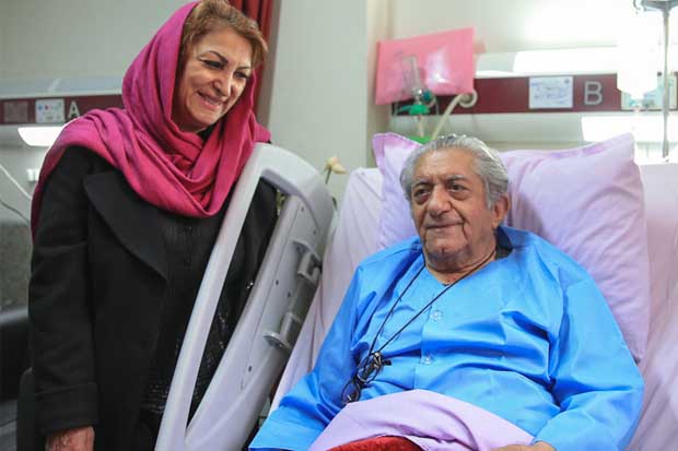 تصویری شخصی از عزت‌الله انتظامی، بازیگر و نویسنده سینما و تلویزیون